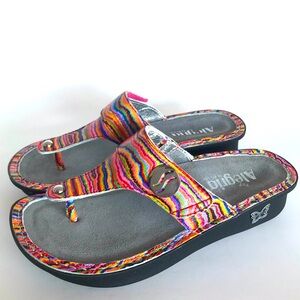 Alegria Carina Electric Avenue Wave Thong Sandals (8/8.5) NWOT!